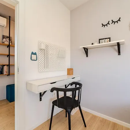 Sime Apartment *