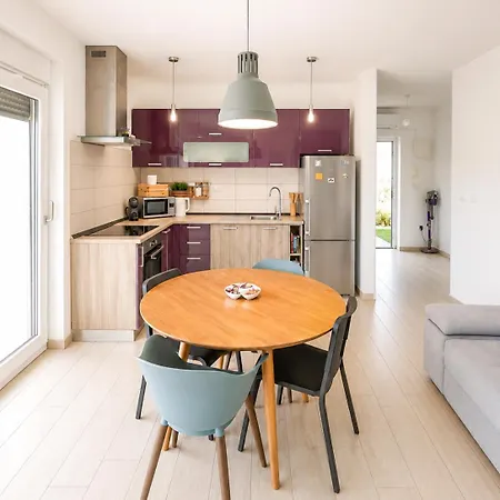 Apartament Sime